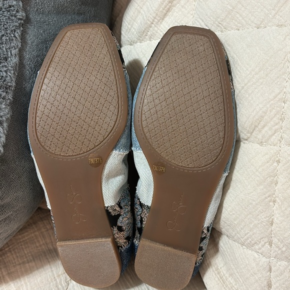 Jessica Simpson Flats - Picture 4 of 4